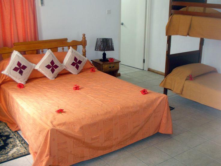 Rowsvilla Guest House Бо-Валлон Номер фото